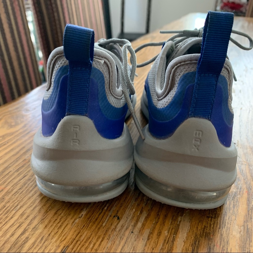 Nike Air Max Axis Size 2 Youth Blue/Gray - Picture 4 of 5